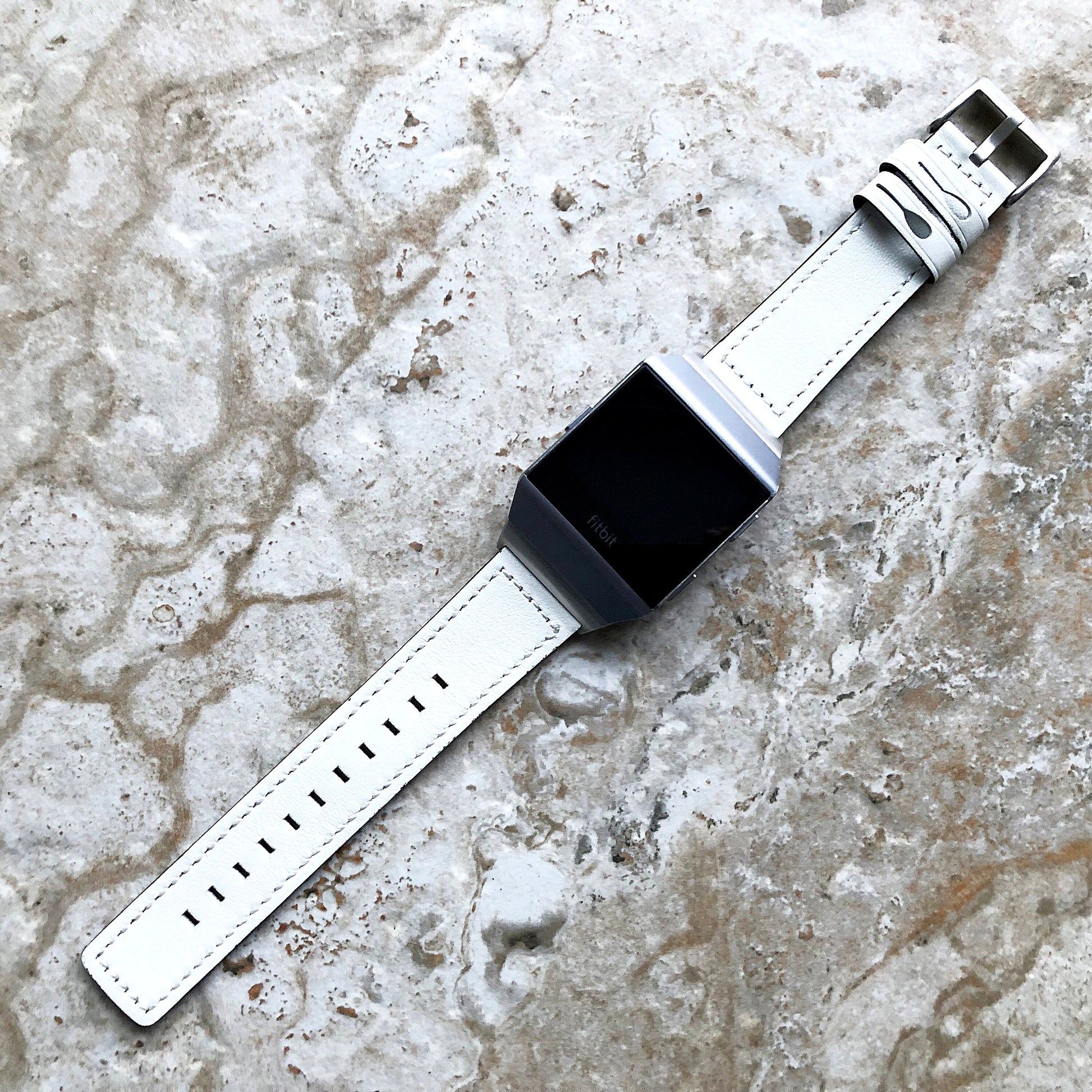 Fitbit Ionic White Color Soft Leather Band Strap with White Stitches for Watch Band Strap Quick Release Adapters in Silver Rose Gold Black