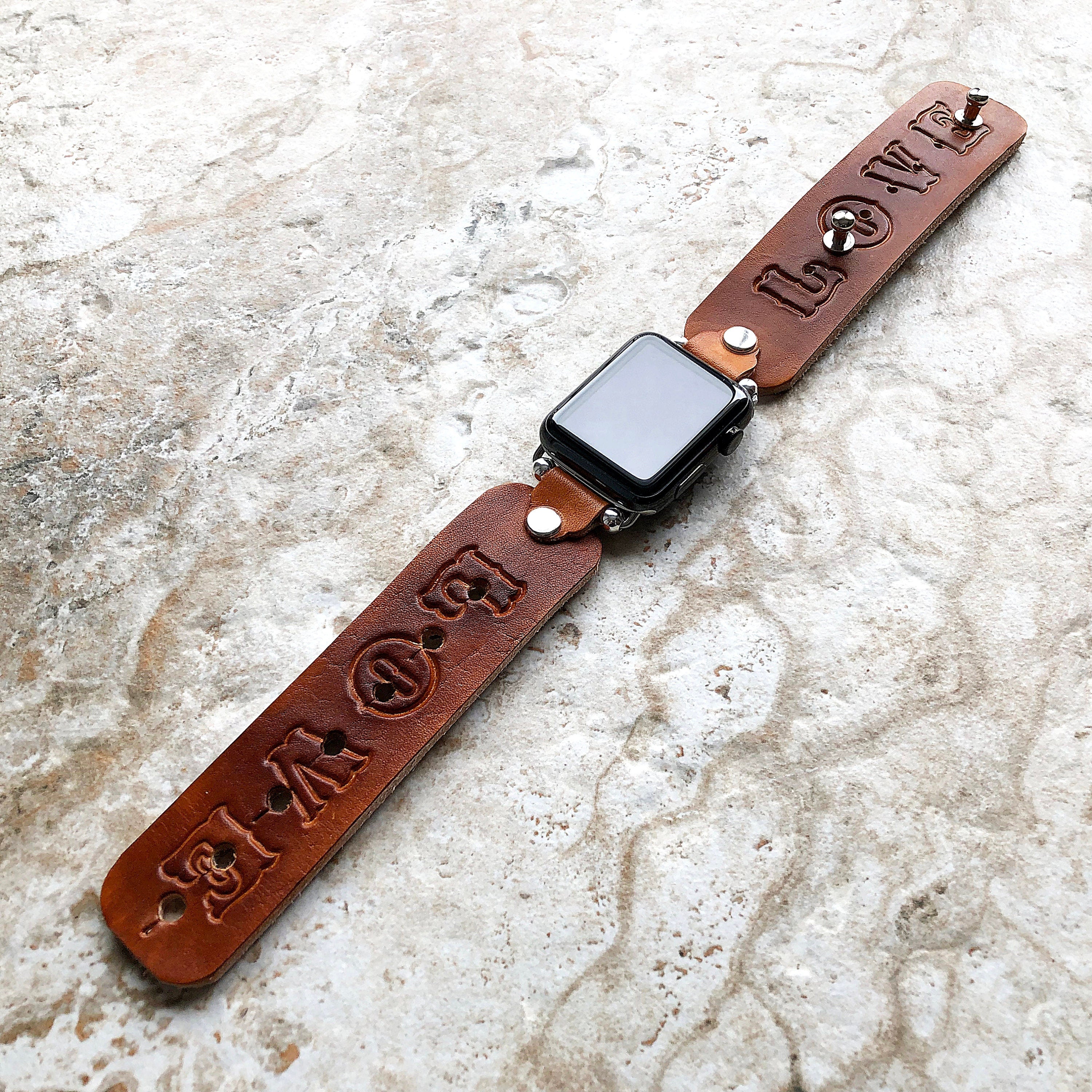 Apple Love Brown Band Adjustable for iWatch Ultra 2 9 8 7 SE 6 5 4 3 2 1 Case 38mm 40mm 41mm 42mm 44mm 45mm Bracelet Leather Strap Cuff
