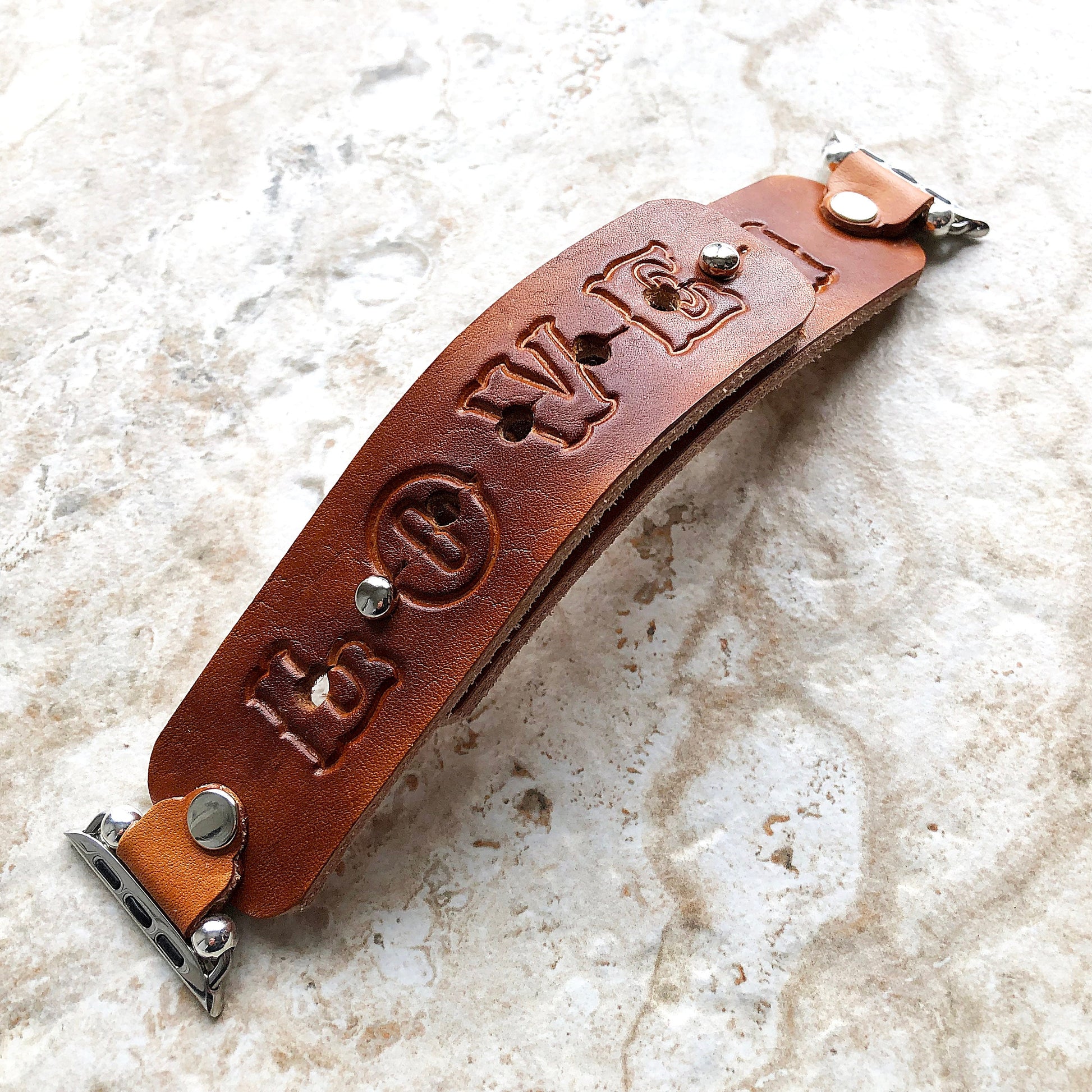 Apple Love Brown Band Adjustable for iWatch Ultra 2 9 8 7 SE 6 5 4 3 2 1 Case 38mm 40mm 41mm 42mm 44mm 45mm Bracelet Leather Strap Cuff