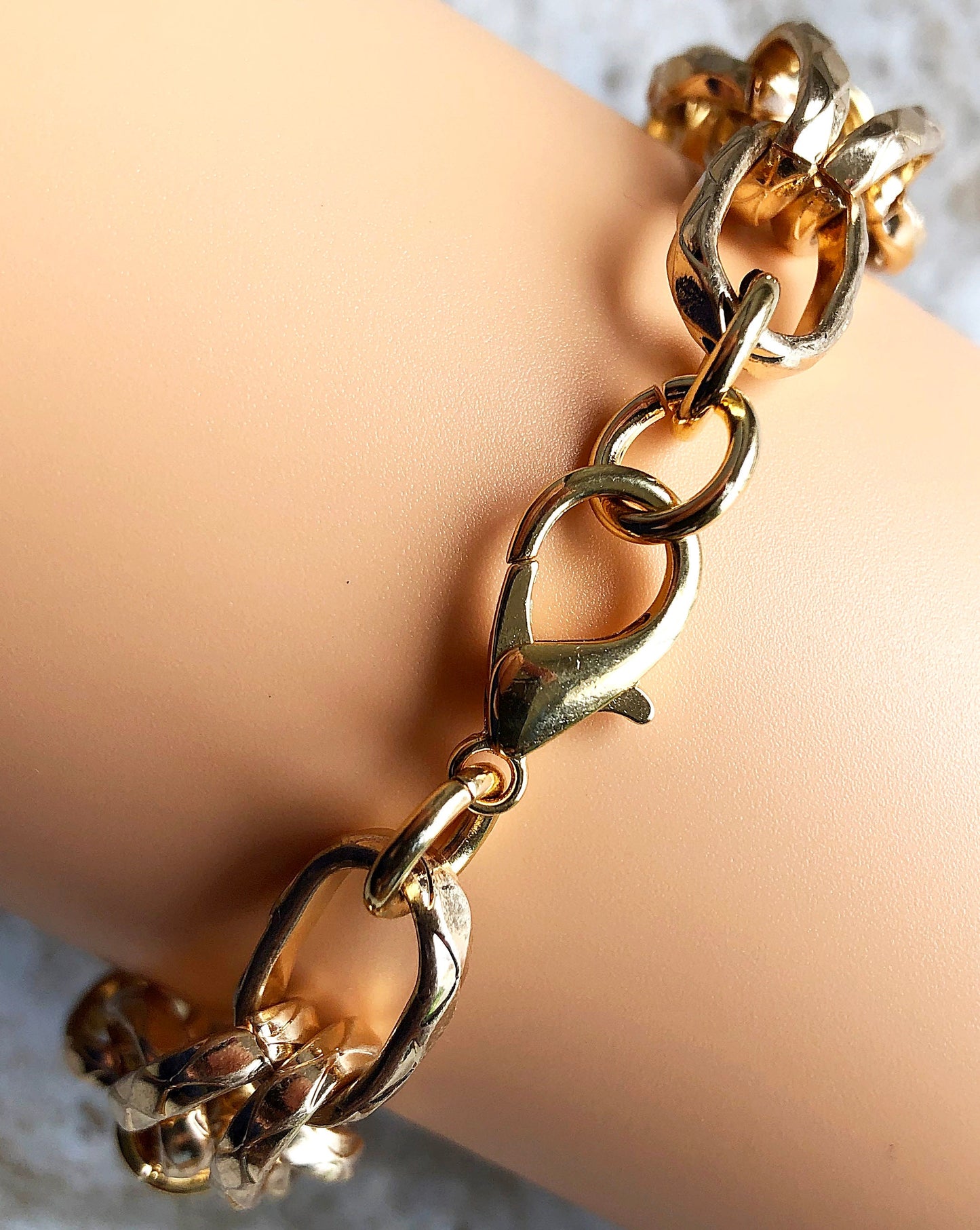 Apple Watch Ultra 2 and 9 8 Series Braided Gold Color Bracelet for iWatch 41mm 45mm 49mm Case Handmade Fashion Jewelry Band Strap