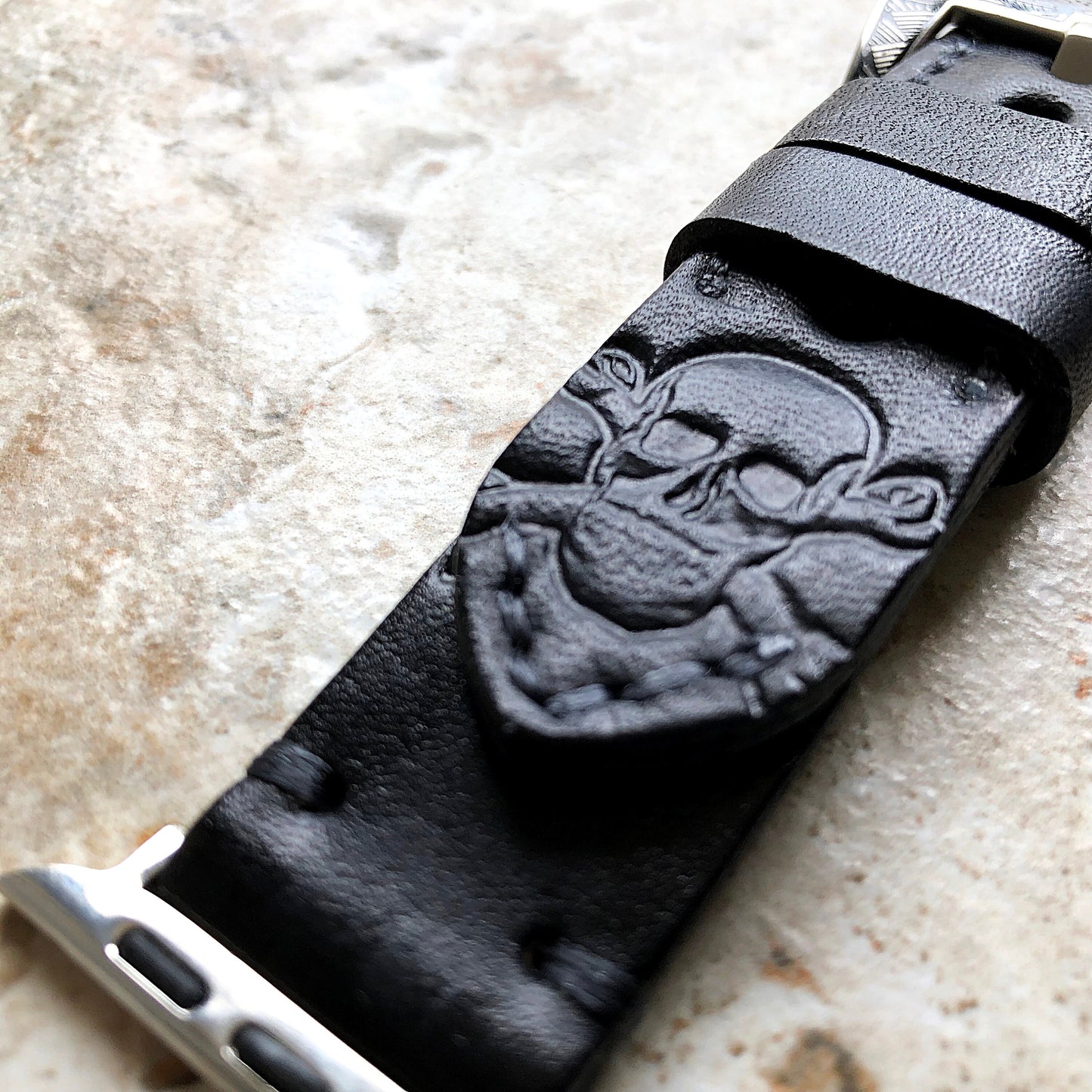 Apple Watch Skull X Bones Band Tooled Embossed Handmade Black Genuine Leather Strap for iWatch 38mm 40mm 41mm 42mm 44mm 45mm 49mm All Series