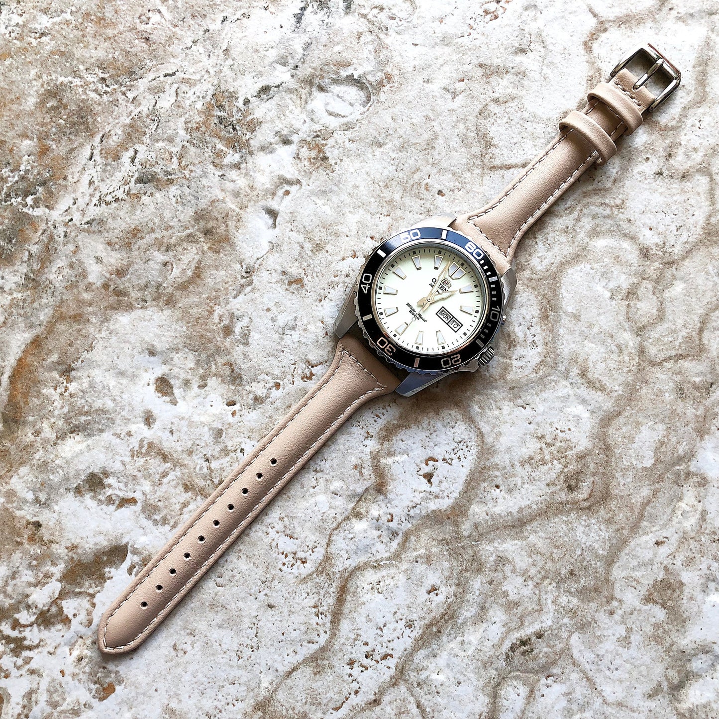 22mm Beige Modern Slim and Elegant Soft Leather Watch Strap Band for Wrist Hand Watches - Quick Release Pins Included Easy n Ready to Attach