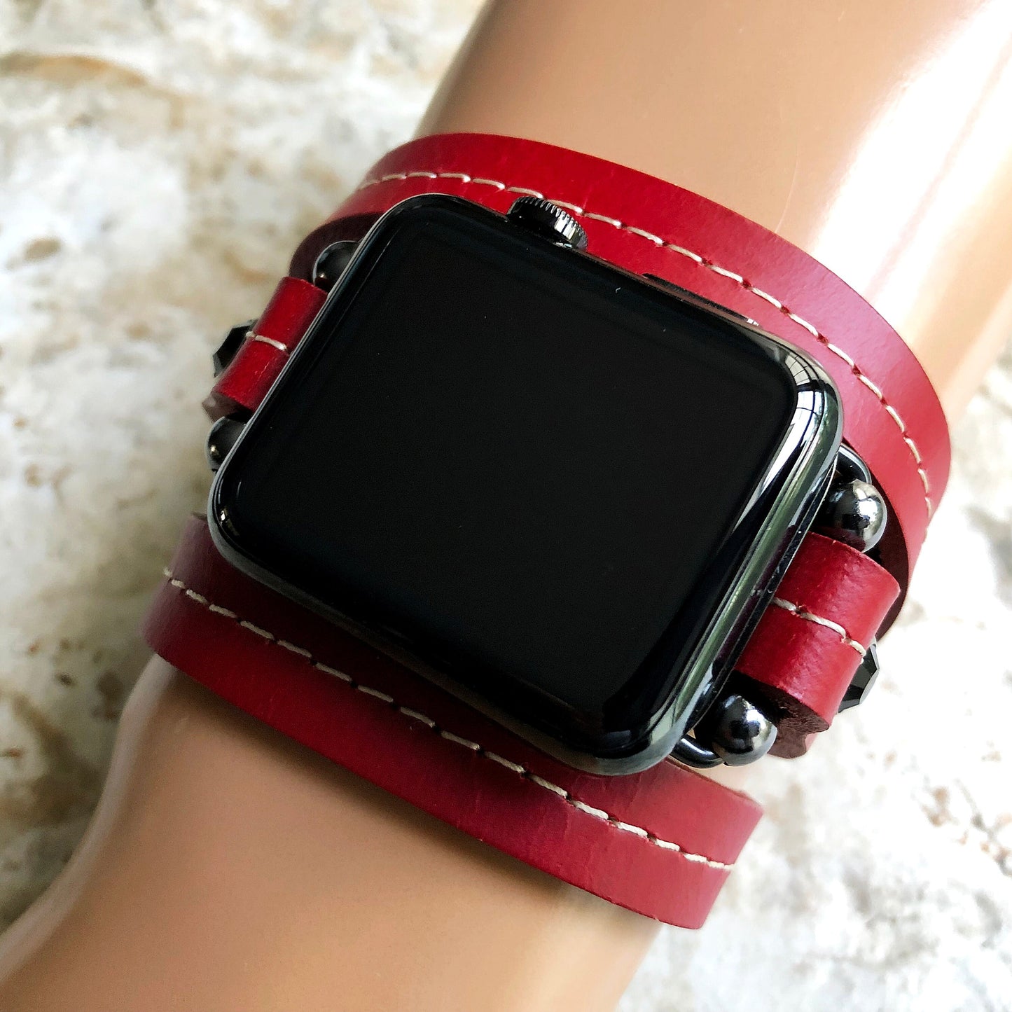 Apple New Vintage Style Red Fashion Leather Band Strap Wrap Bracelet with Crystals for iWatch Ultra 2 49mm and 9 8 Series 41mm 45mm Case