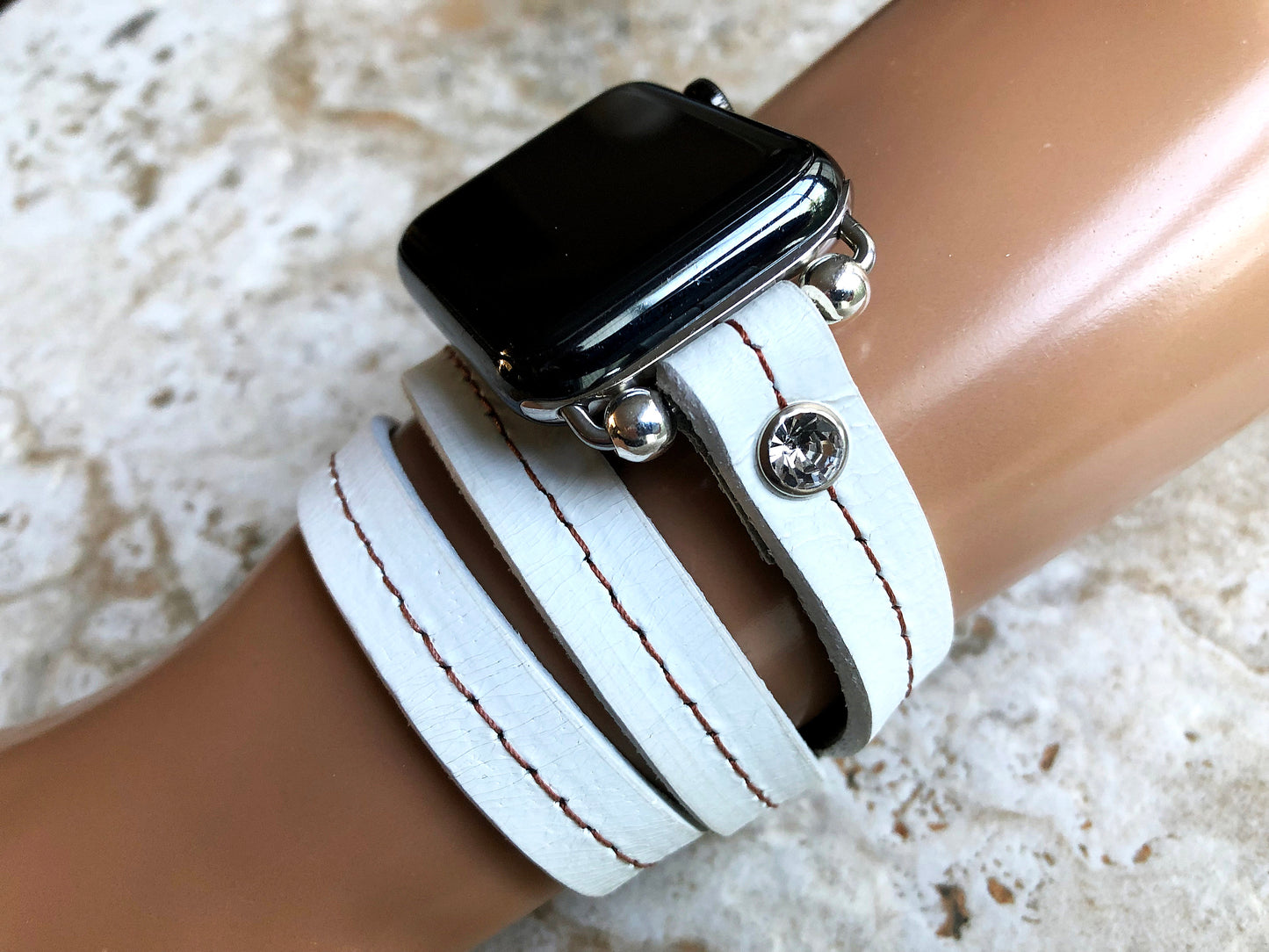 Apple New Vintage Style White Fashion Leather Band Strap Wrap with Crystals for iWatch Ultra 2 49mm and 9 8 Series 41mm 45mm Case Bracelet