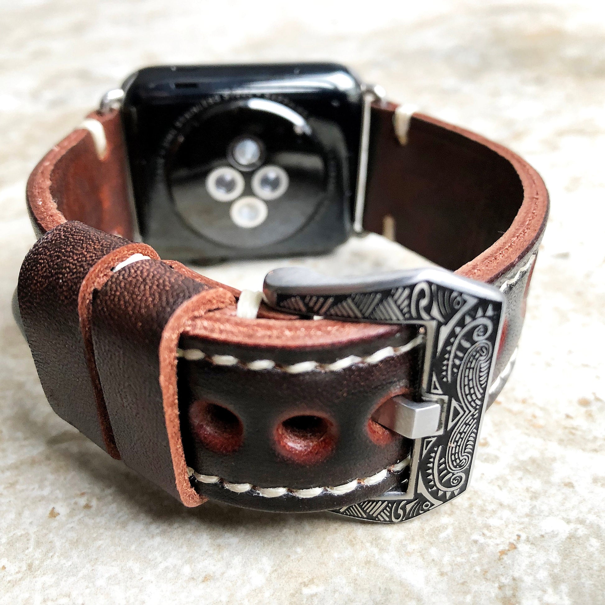 Apple Watch Leo Zodiac Band Set for Ultra 2 9 8 7 SE 6 5 4 3 2 1 38mm 40 41 42 44 45mm 49mm Brown Leather Embossed Strap Bracelet & Necklace
