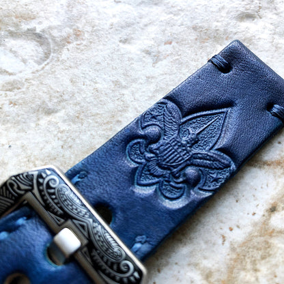 BS of America Band 22mm 24mm 25mm Embossed Genuine Leather Compatible with Apple Watch Fitbit Versa 2 3 4 Sense 2 Ionic Handmade Strap