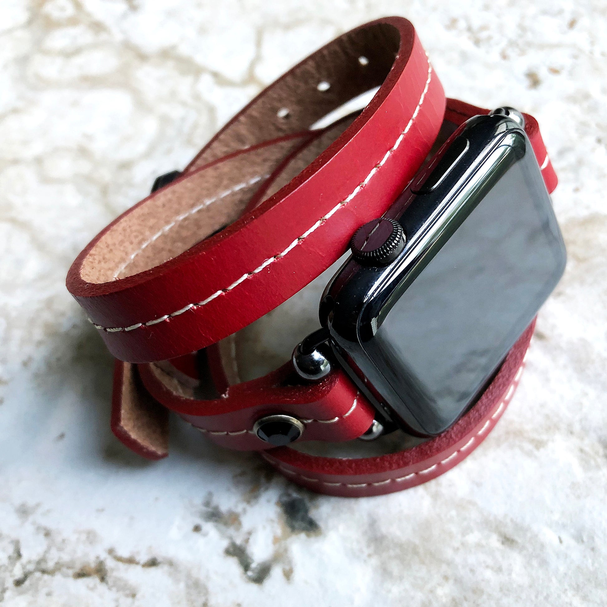 Apple New Red Vintage Style Band for iWatch All Series 38mm 40mm 41mm 42mm 44mm 45mm 49mm Fashion Leather Strap Wrap Bracelet Crystals