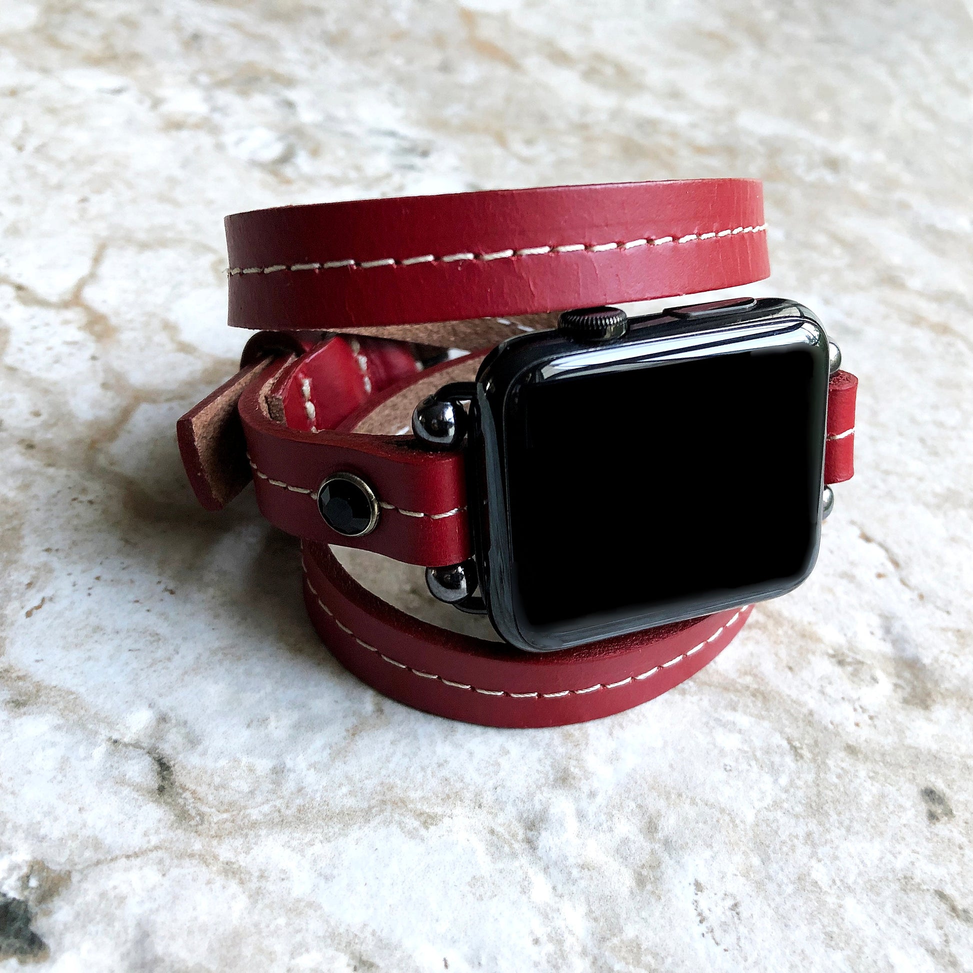 Apple New Red Vintage Style Band for iWatch All Series 38mm 40mm 41mm 42mm 44mm 45mm 49mm Fashion Leather Strap Wrap Bracelet Crystals