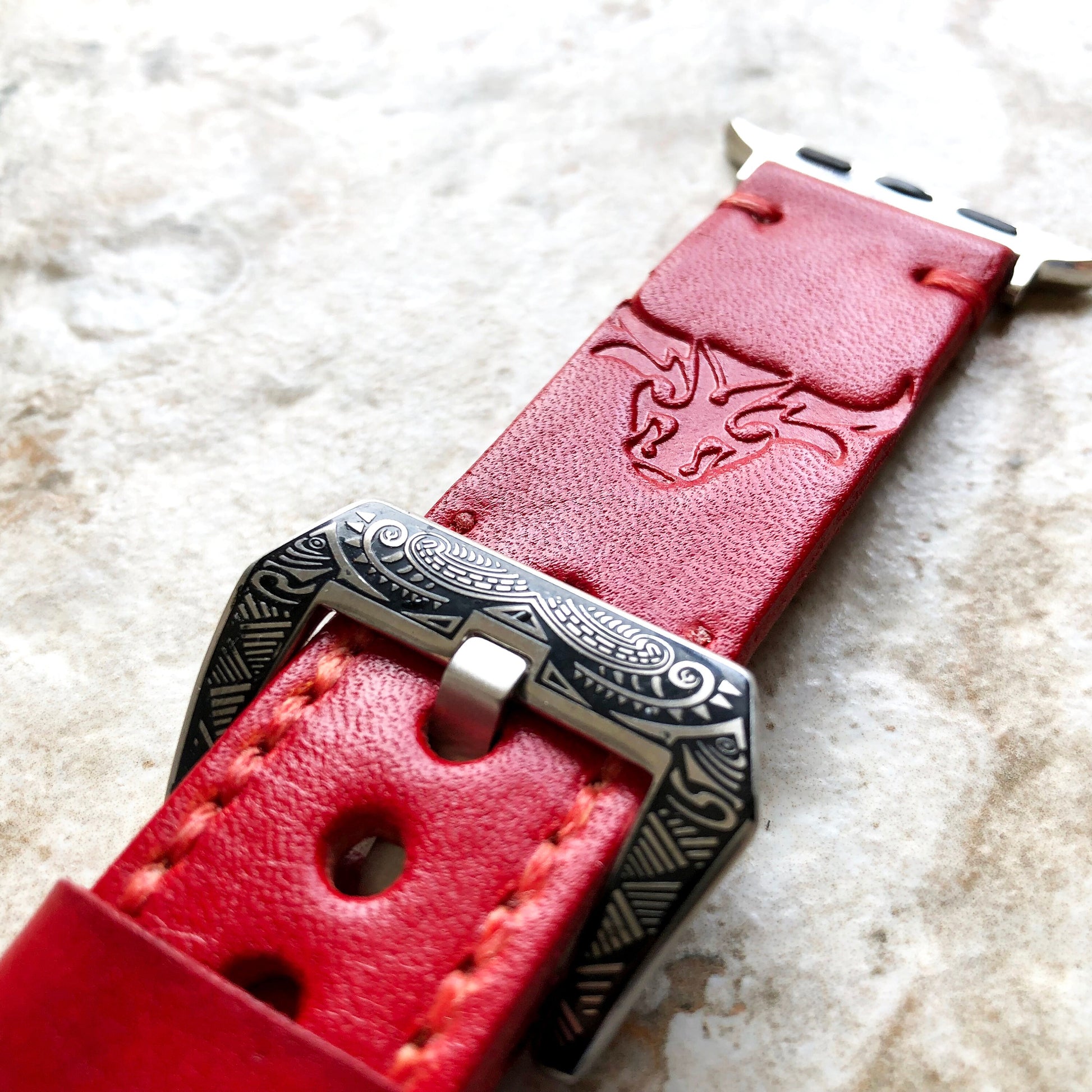 Bull Head Band 22mm 24mm 25mm Tooled Embossed Genuine Leather Compatible with Apple Watch Fitbit Versa 2 3 4 Sense 2 Ionic Handmade Strap