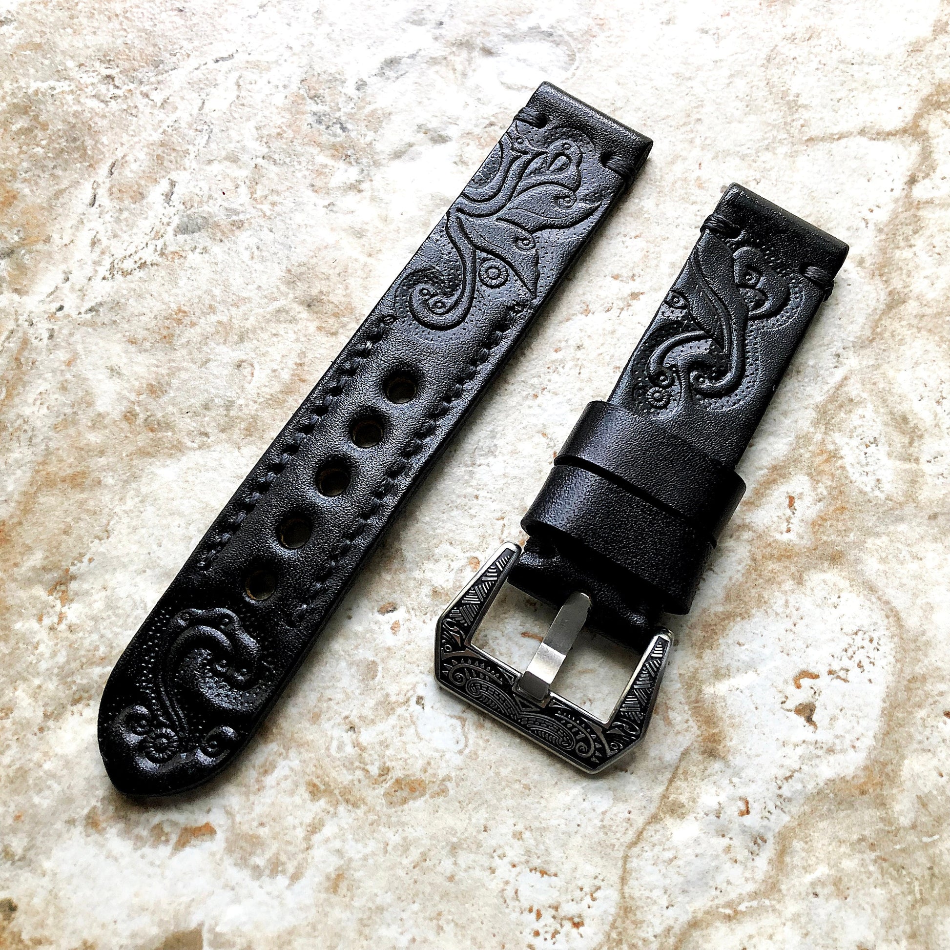Black Band 22mm 24mm 25mm Compatible with Apple Watch Fitbit Versa 2 3 4 Sense 2 Ionic Embossed Tooled Leather Strap Silver Black Rose Gold