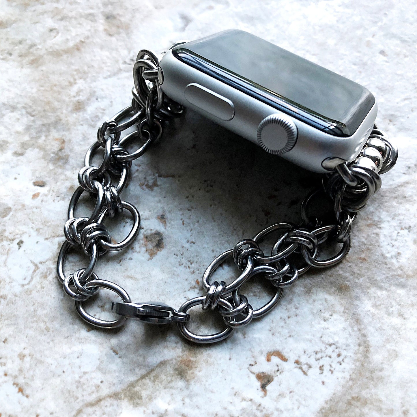 Apple Watch Band for Ultra 2 9 8 7 SE 6 5 4 3 2 1 Series 38mm 40mm 41mm 42mm 44mm 45mm 49mm Chain Oval Link Bracelet Tarnish Resistant S304