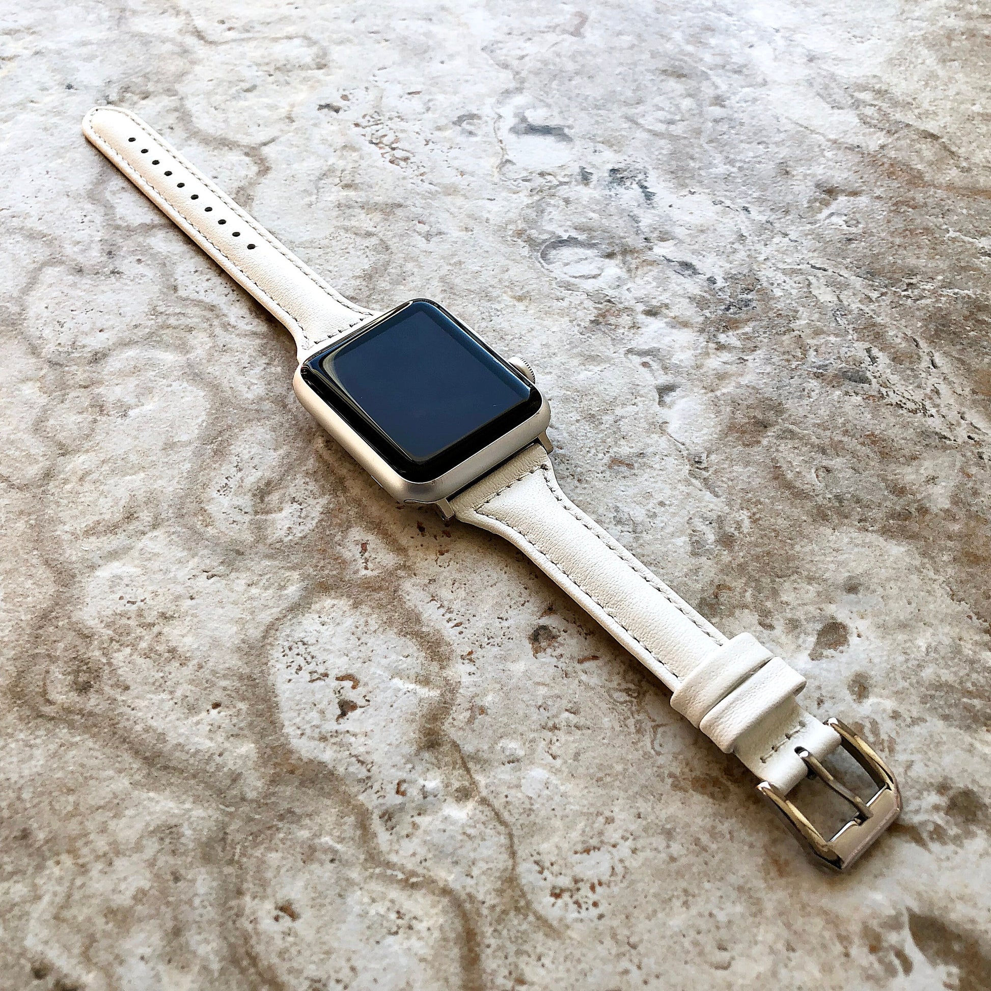 Apple White Color Band for iWatch Ultra 2 49mm and 9 8 Series 41mm 45mm Case Slim Elegant Soft Leather Strap Handmade Bracelet