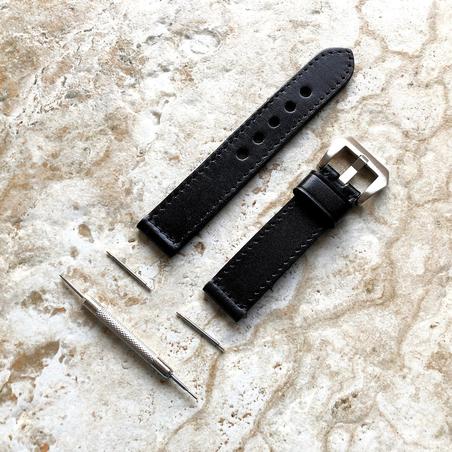 Black Band for Samsung Watch 7 6 5 4 40mm 44mm 45mm Classic 42mm 43mm 46mm 47mm Premium Leather with Stitches Wristband Strap Pins Tool B20