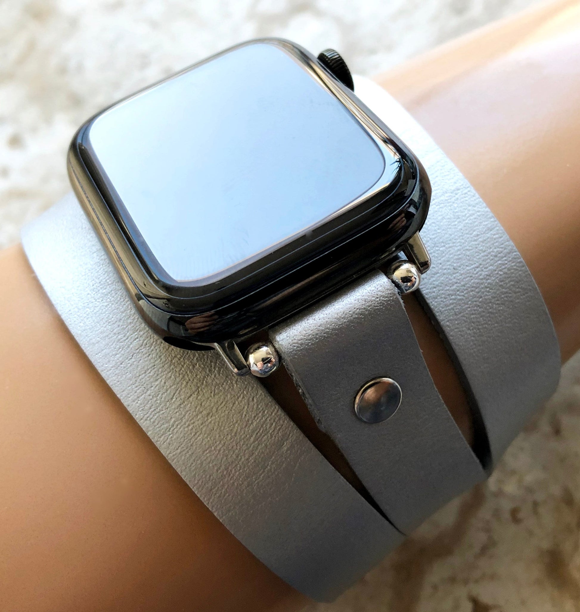 Apple Silver Color Triple Wrap Around Wrist Leather Elegant Band for iWatch All Series 38mm 40mm 41mm 42mm 44mm 45mm 49mm Bracelet Strap
