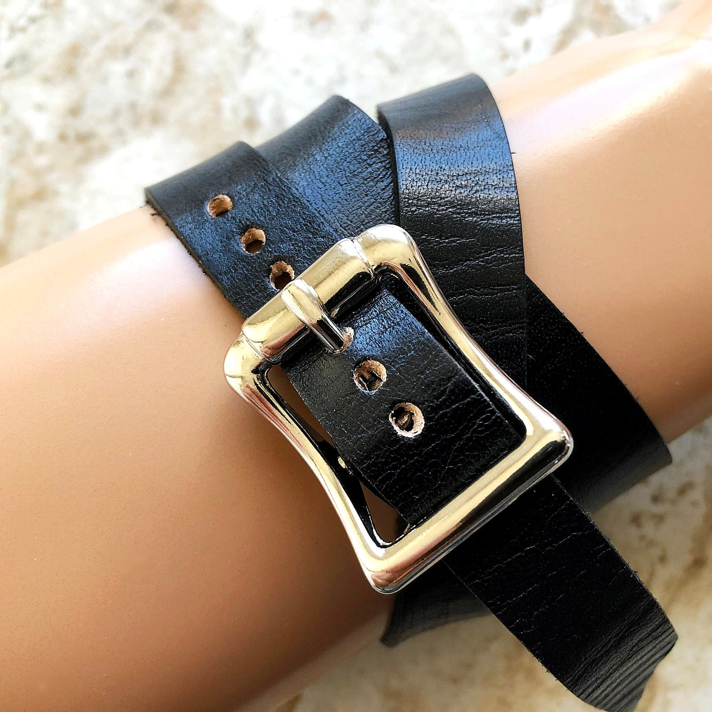 Apple Black Color Triple Wrap Around Wrist Leather Band for iWatch All Series Edition 38mm 40mm 41mm 42mm 44mm 45mm 49mm Case Bracelet Strap