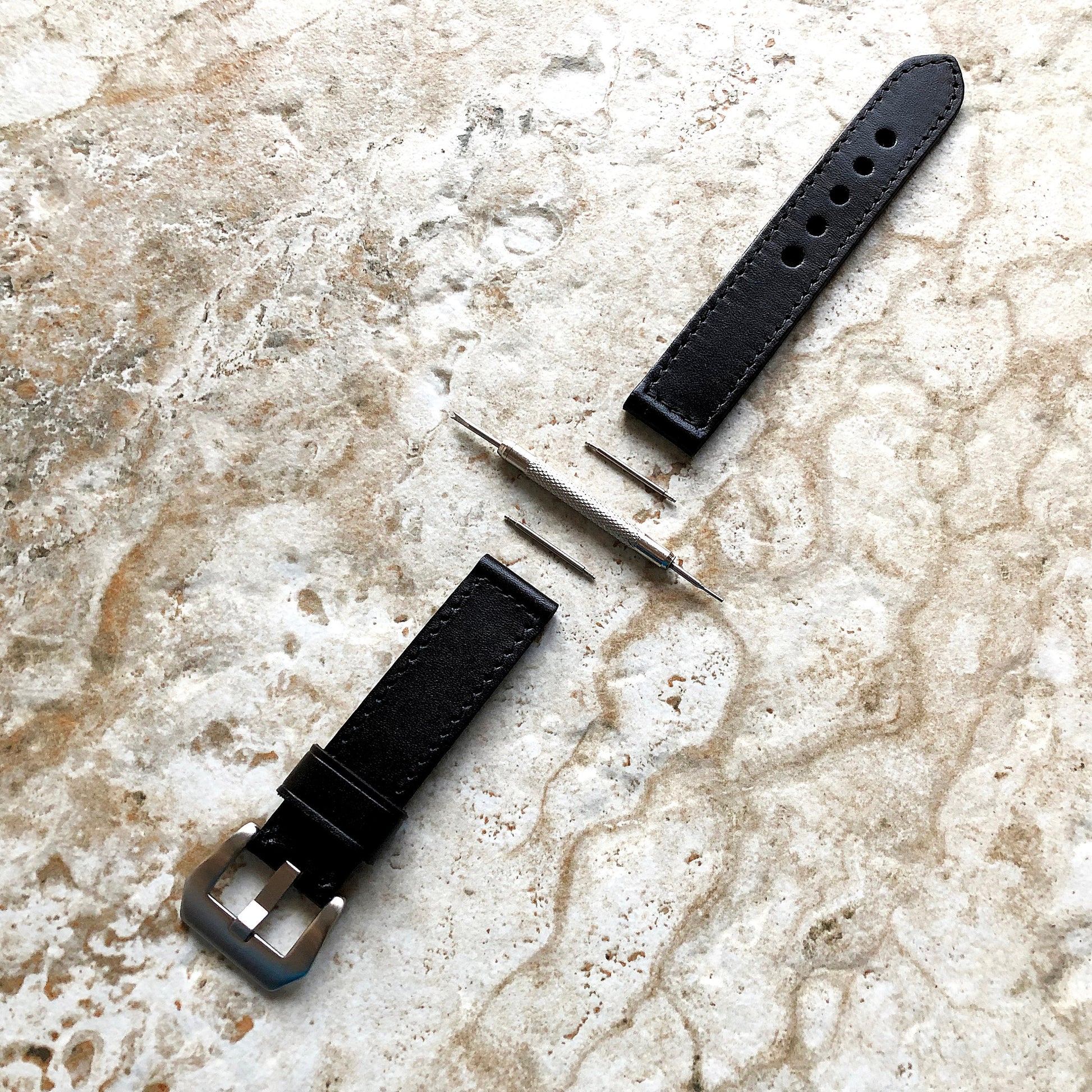 Black Color 20mm 22mm 24mm Width Handmade Double Sided Stitched Premium Genuine Leather Watch Band Strap Kit for Watches - Pins Buckle Tool