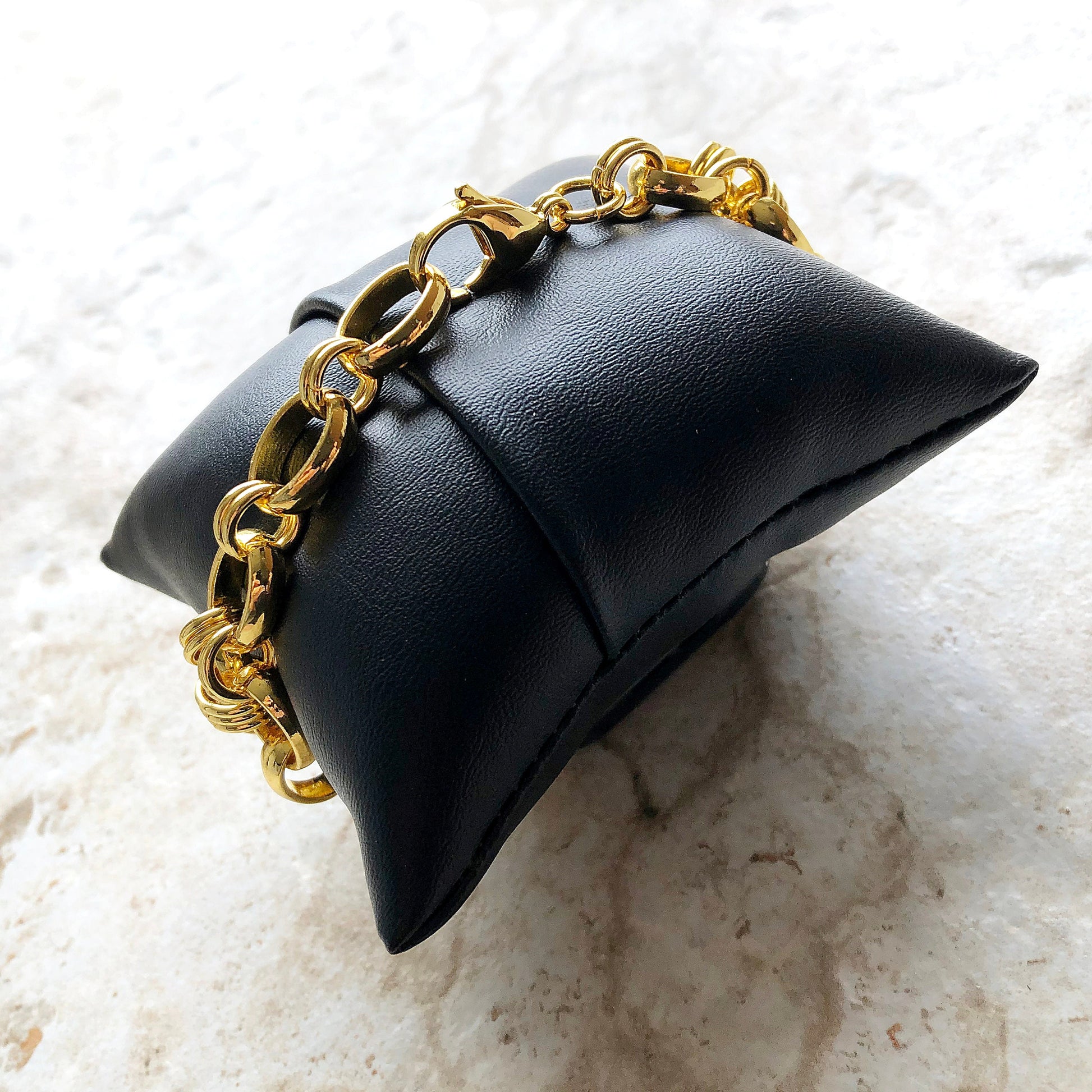 New Apple Watch Band Bracelet Convex Chain Link Stainless Steel Gold Color Ultra 2 9 8 7 SE 6 5 4 3 2 iWatch 38 40 41mm 42mm 44mm 45mm 49mm
