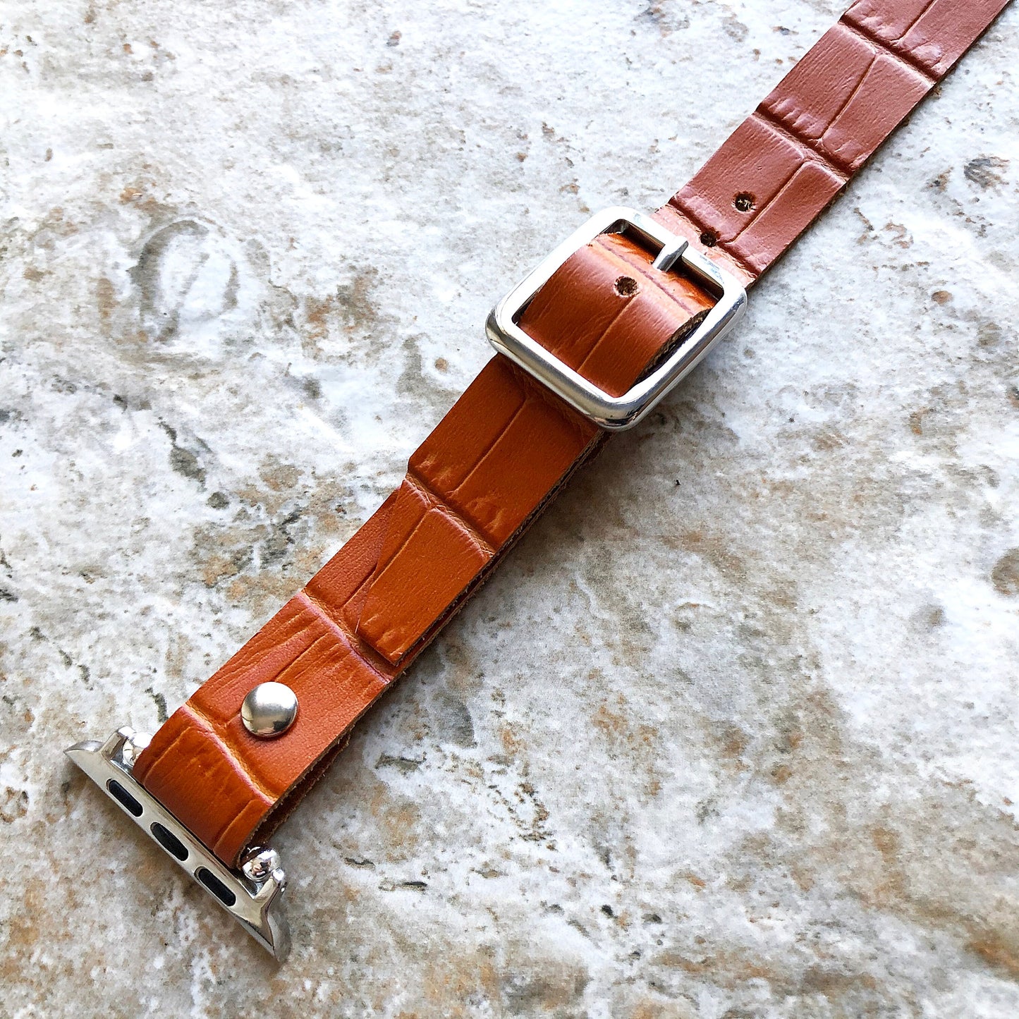 Apple Watch Ultra 2 9 8 7 SE 6 5 4 3 2 1 Case 38mm 40 41 42 44 45mm 49mm Brown Crocodile Alligator Pattern Embossed Leather Band Triple Wrap