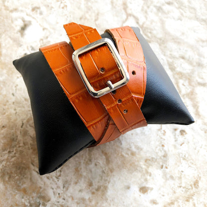 Apple Watches All Fitbit Versa 2 Ionic Brown Crocodile Alligator Pattern Embossed Leather Watch Band Triple Wrap Around Wrist Bracelet Strap