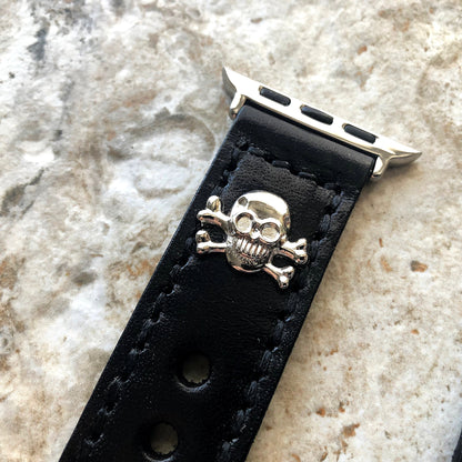 Apple Watch Band Black Leather Metal Rivets Skull Crossbones for Ultra 2 9 8 7 6 SE 5 4 3 2 1 iWatch 38mm 40 41 42mm 44mm 45mm 49mm Strap SE