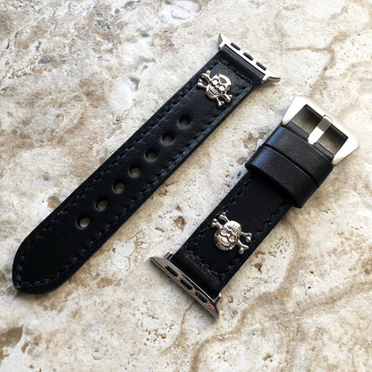 Apple Watch Band Black Leather Metal Rivets Skull Crossbones for Ultra 2 9 8 7 6 SE 5 4 3 2 1 iWatch 38 40 41 42mm 44mm 45mm 49mm Strap SSM