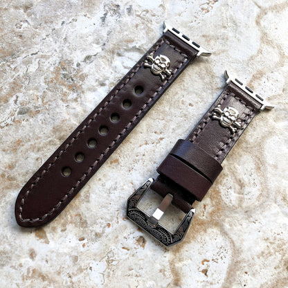 Apple Watch Band Brown Leather Metal Rivets Skull Crossbones for Ultra 2 9 8 7 6 SE 5 4 3 2 1 iWatch 38mm 40 41 42mm 44mm 45mm 49mm Strap SE