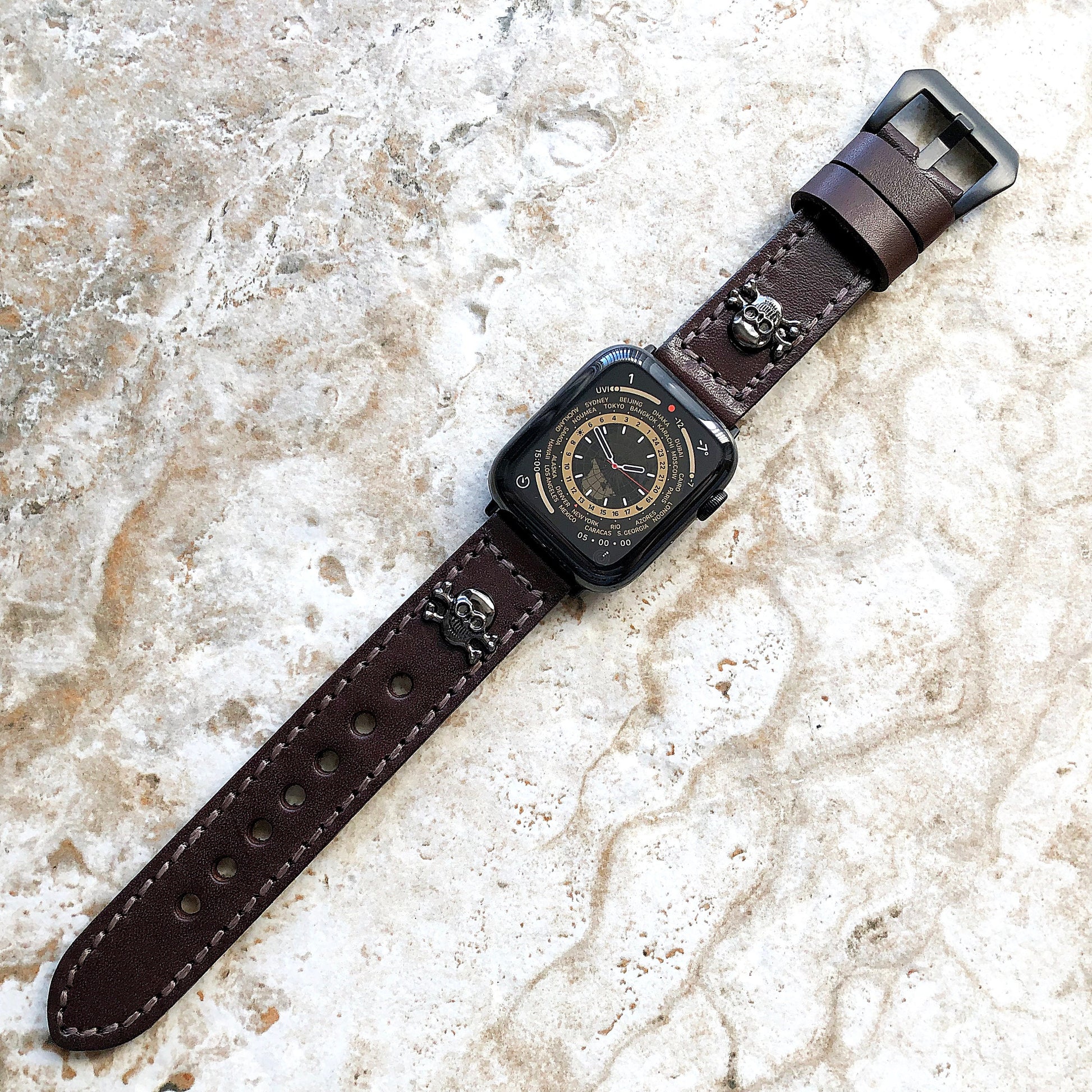 Apple Watch Band Brown Leather Metal Rivets Skull Crossbones for Ultra 2 and 9 8 Series iWatch 41mm 45mm 49mm Handmade Bracelet Strap BL