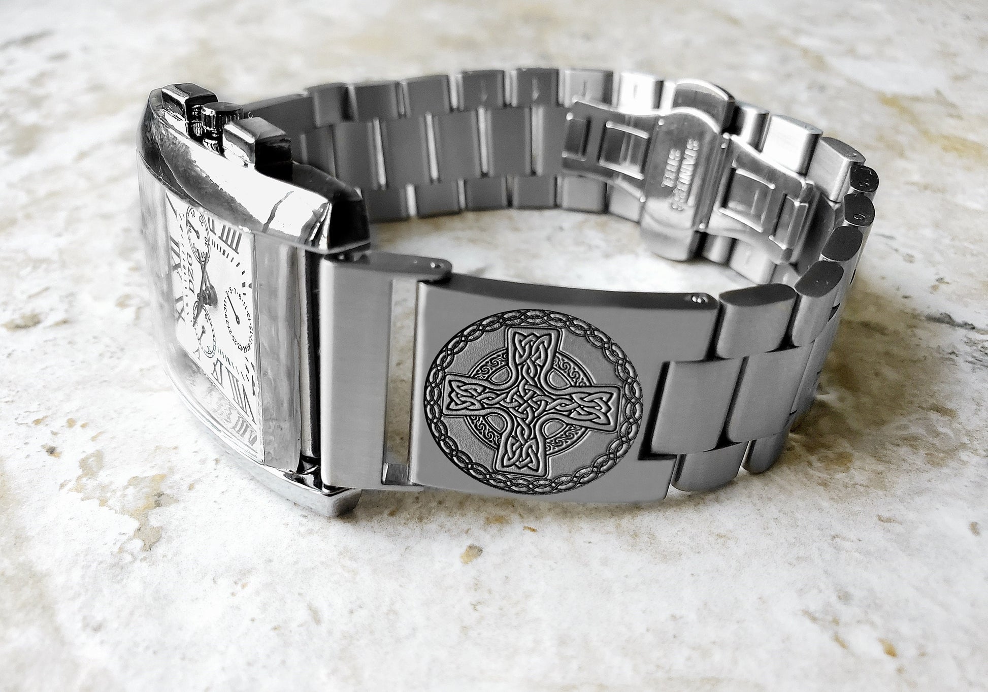 Engraved Watch Band for 22mm 24mm 25mm Lugs Traditional Casual Luxury and Smartwatches Silver Color Stainless Steel Strap Bracelet CC2