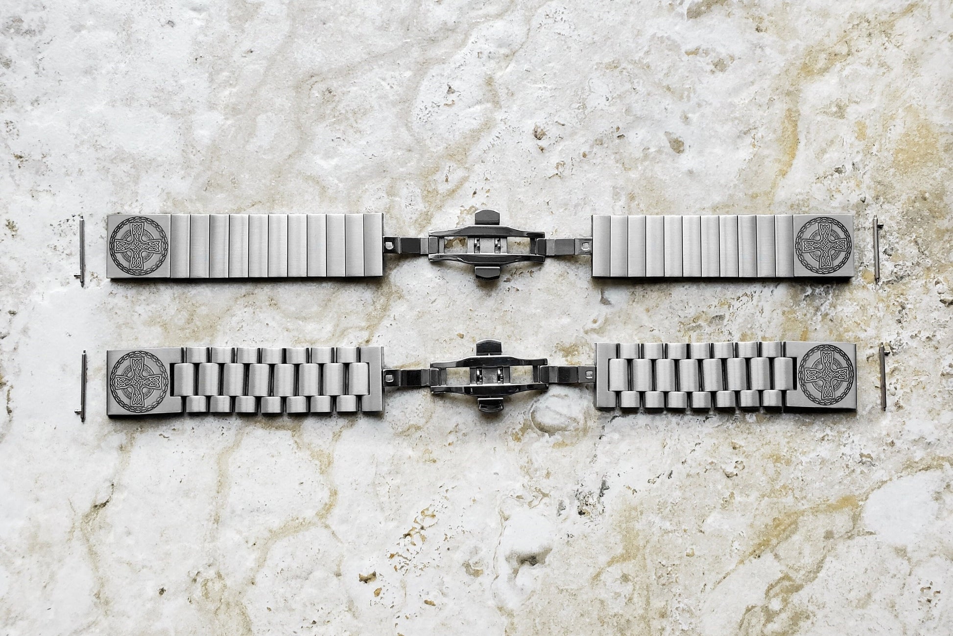 Engraved Watch Band for 22mm 24mm 25mm Lugs Traditional Casual Luxury and Smartwatches Silver Color Stainless Steel Strap Bracelet CC2