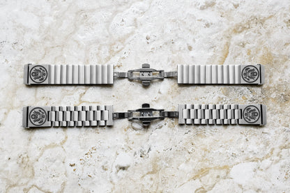 Engraved Watch Band Compatible with Fitbit Versa Lite 2 3 4 and Sense 2 Smartwatches Silver Color Stainless Steel Bracelet Strap AS1