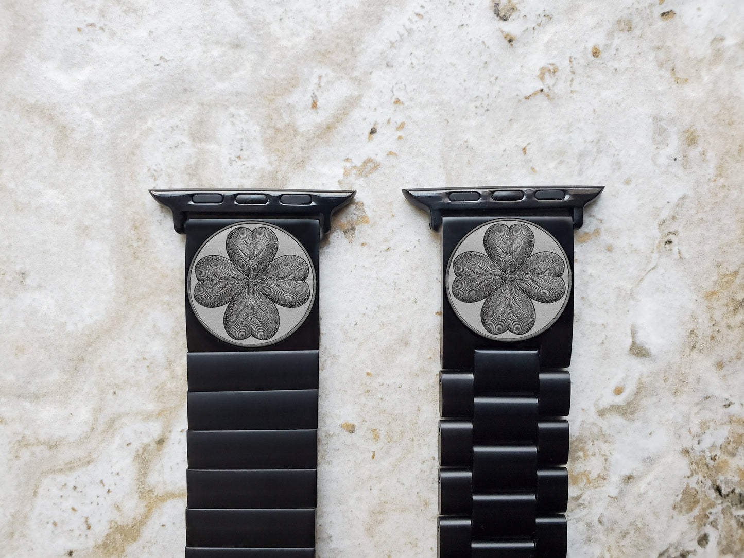 Four Leaf Clover Engraved Band for Apple Watch Ultra 2 9 8 7 SE 6 5 4 3 2 Case 38mm 40 41 42 44mm 45mm 49mm Black Stainless Steel Strap SR1