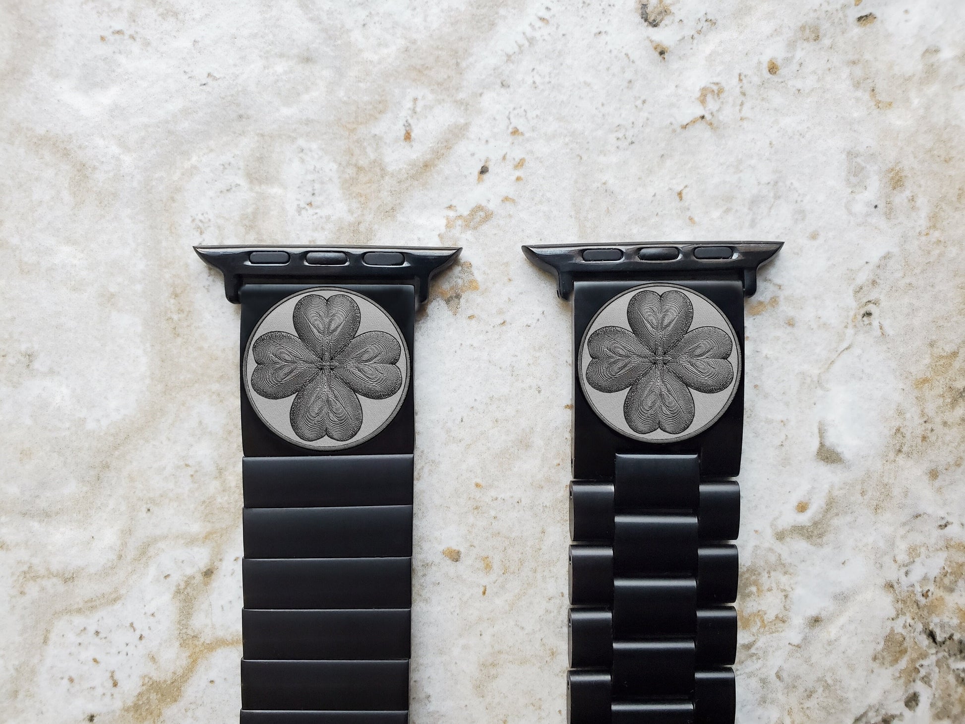Four Leaf Clover Engraved Band for Apple Watch Ultra 2 9 8 7 SE 6 5 4 3 2 Case 38mm 40 41 42 44mm 45mm 49mm Black Stainless Steel Strap SR1
