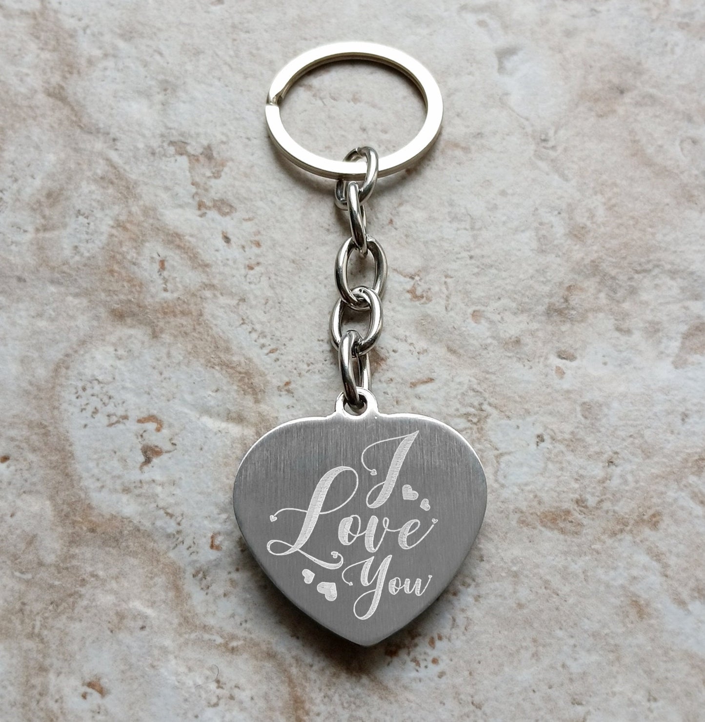 Keychain Keyring Custom Engraved Heart Circle Shape Stainless Steel Jewelry Vintage Antique Style Regal Split Monogram Text Great Gift Idea